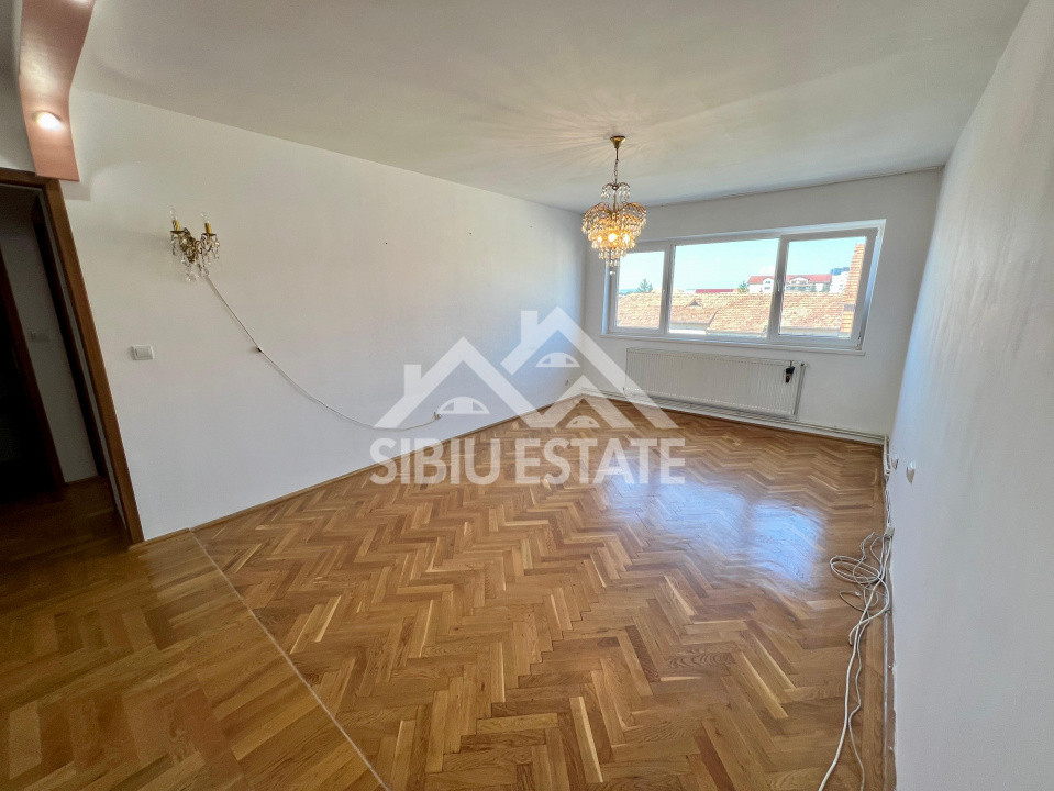 Apartament 3 camere logie si pivnita Mihai Viteazu, Iorga scoala 6