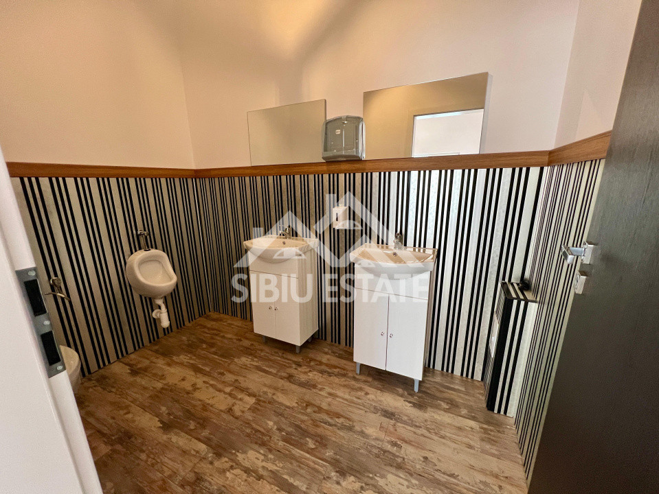 Spatiu Comercial Finisat 65 mp, curte proprie 78 mp, 2 parcari 