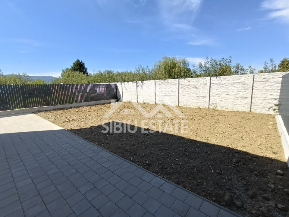 Casă individuală de vânzare – Cristian, zonă liniștită