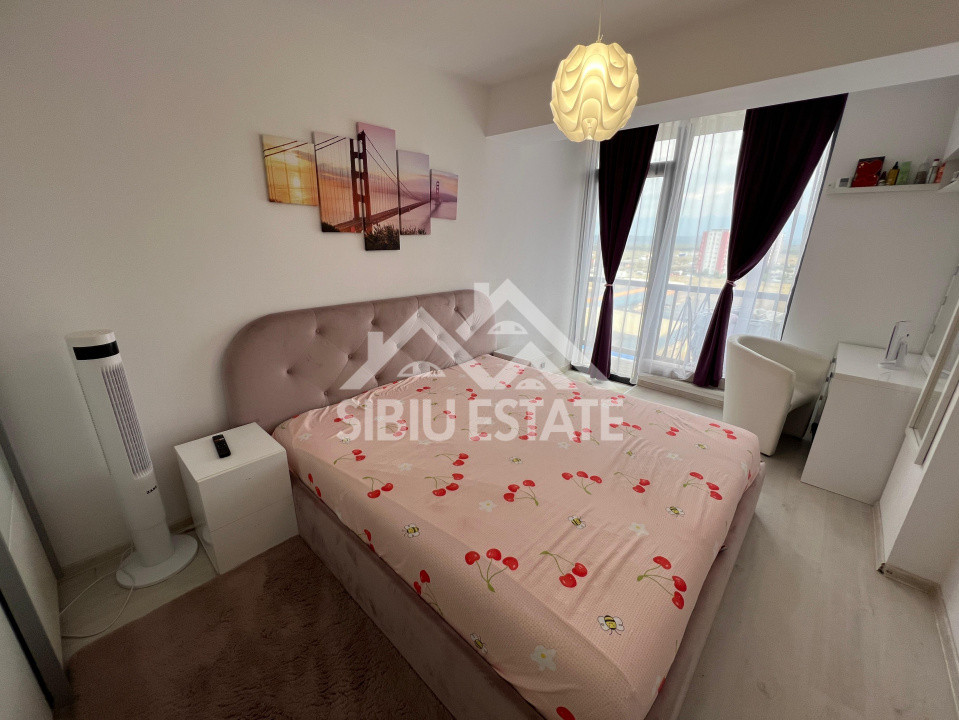 Apartament super luminos, 3 camere, 2 bai 82 mp, zona Doamna Stanca