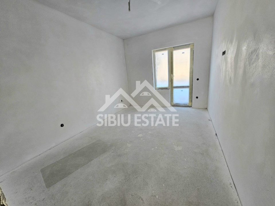 Apartament 2 camere cu balcon și parcare , Doamna Stanca 