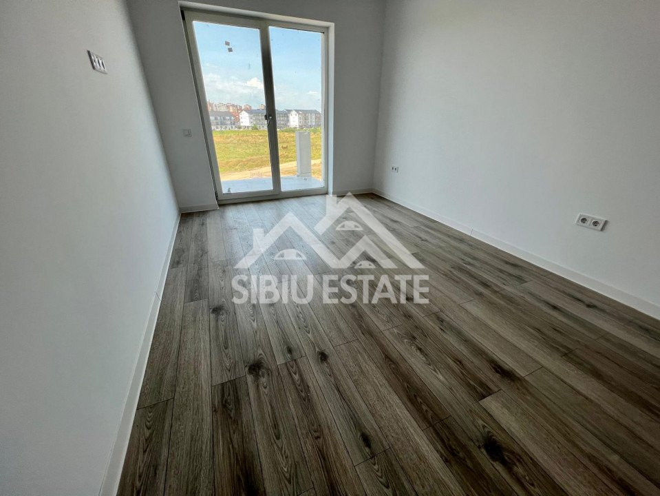 Apartament 2 camere 54 mp, balcon 8 mp si propria GRADINA de 36 mp