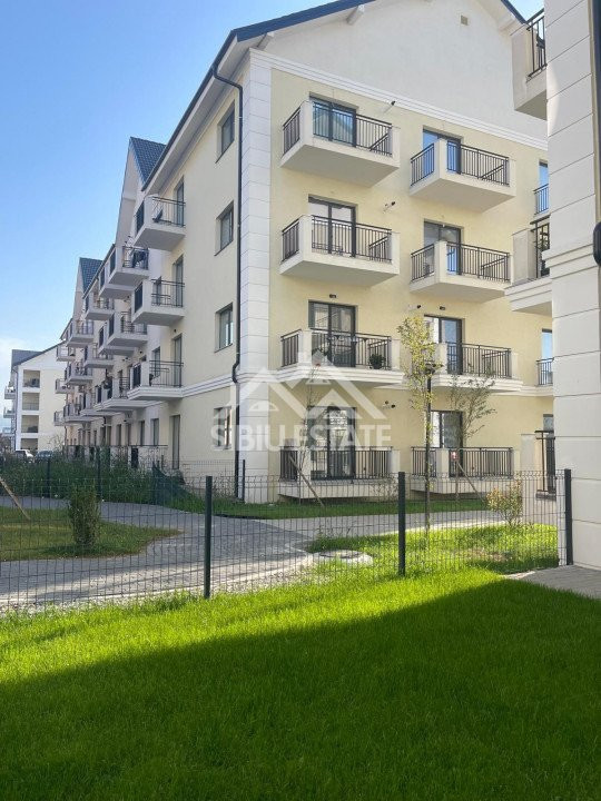 Apartament cu 3 camere, terasă, balcon și grădină generoasă de 42 mp! 