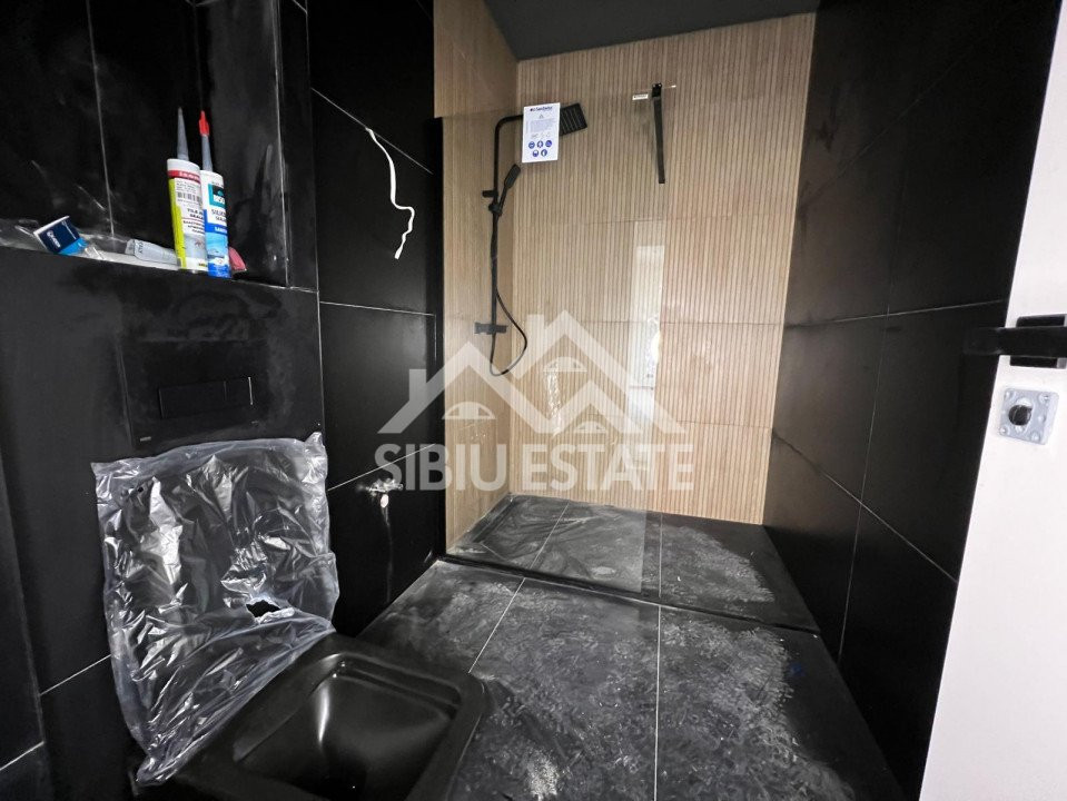 Apartament cu 3 camere, terasă, balcon și grădină generoasă de 42 mp! 