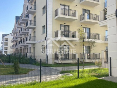 Apartament cu 3 camere, terasă, balcon și grădină generoasă de 42 mp! 