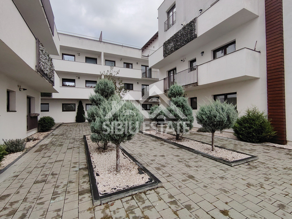 Apartament de inchiriat 3 camere,2 bai zona Calea Cisnadiei-Simpa