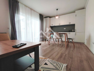 Apartament de inchiriat 3 camere,2 bai zona Calea Cisnadiei-Simpa