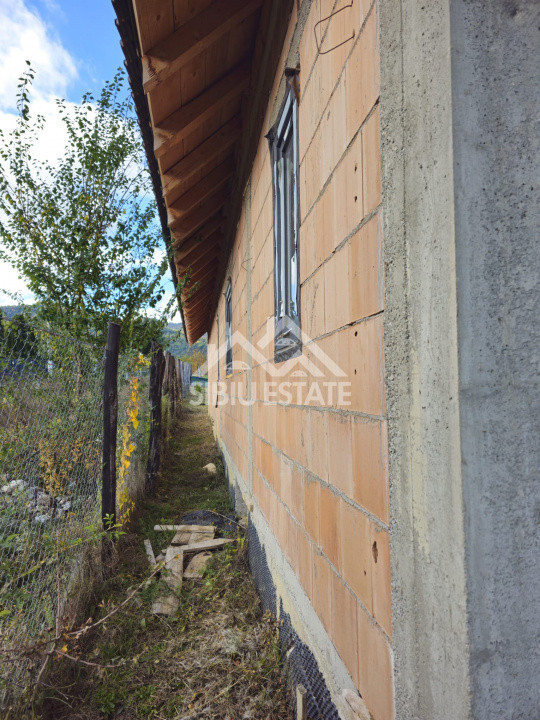 Casa 130 mp, teren 2800 mp, priveliște superbă – Marginimea Sibiului