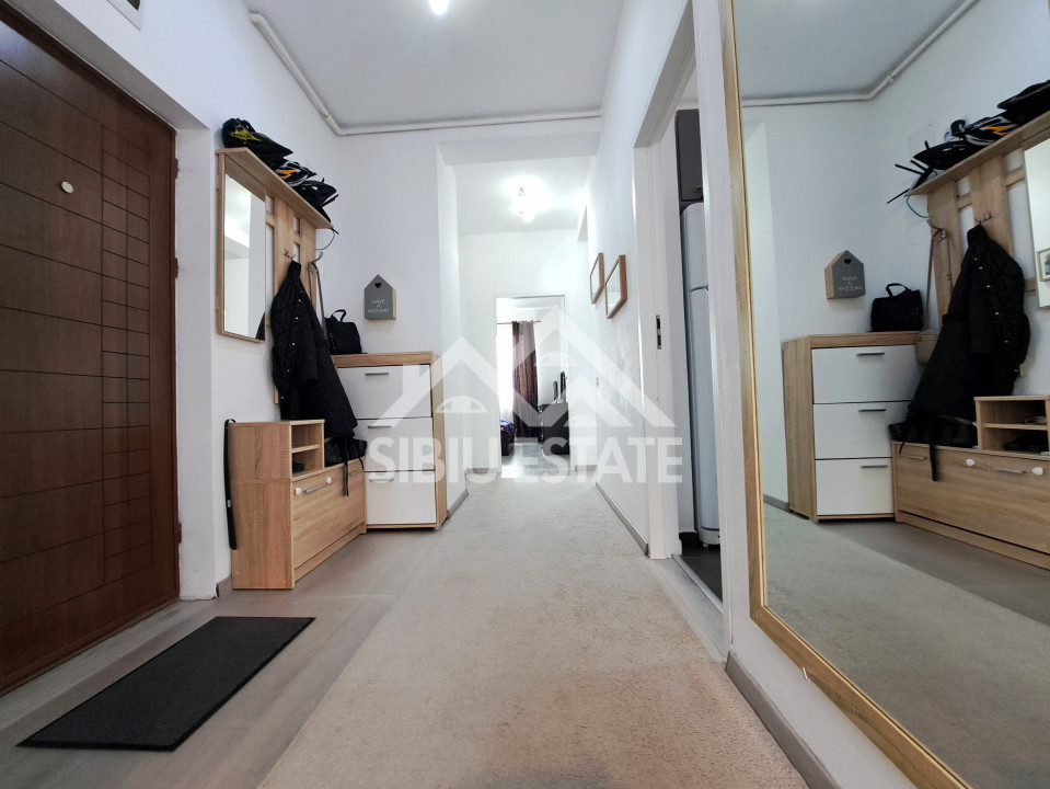 Apartament 3 camere 2 bai, Selimbar Brana  2 parcari