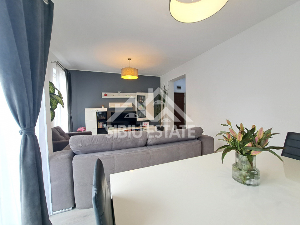 Apartament 3 camere 2 bai, Selimbar Brana  2 parcari