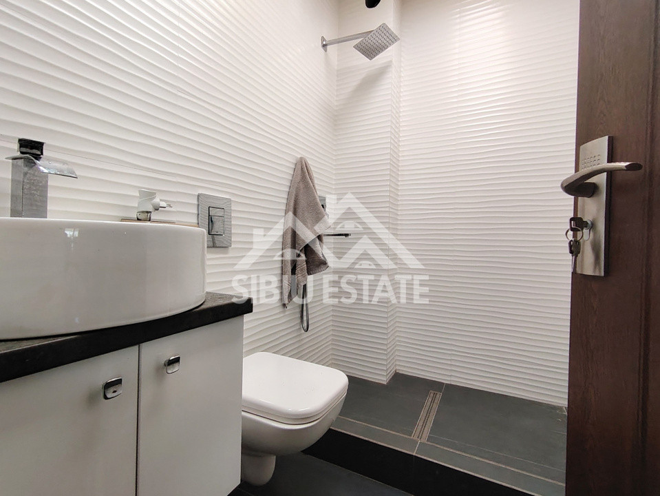 Casa la pret de apatrament 4 camere 2 bai