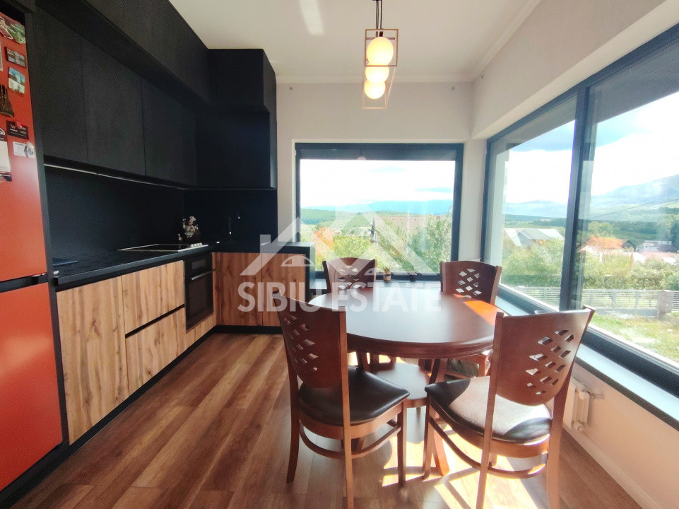 Casa pe un nivel, garaj, teren 600 Sibiu Tocile