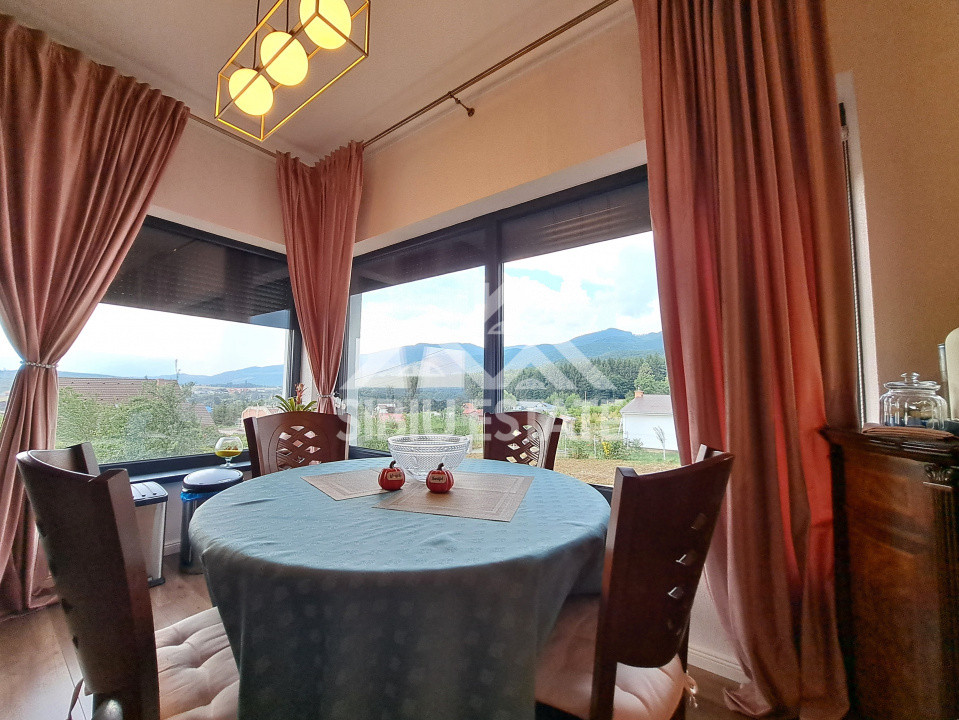 Casa pe un nivel, garaj, teren 600 Sibiu Tocile