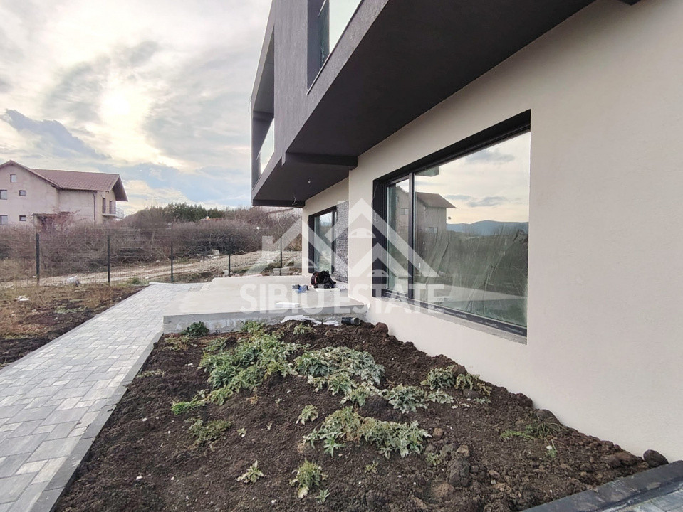 Casa noua Sibiu, Selimbar  teren 790 mp, garaj dublu, terase