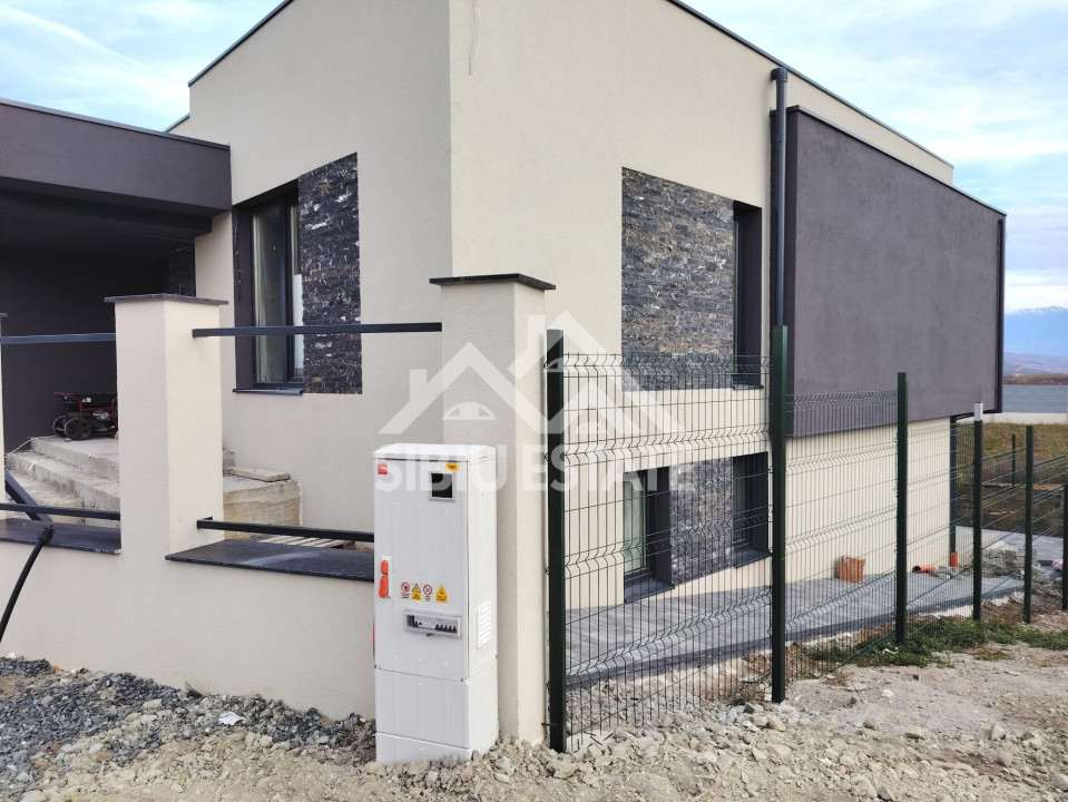 Casa noua Sibiu, Selimbar  teren 790 mp, garaj dublu, terase