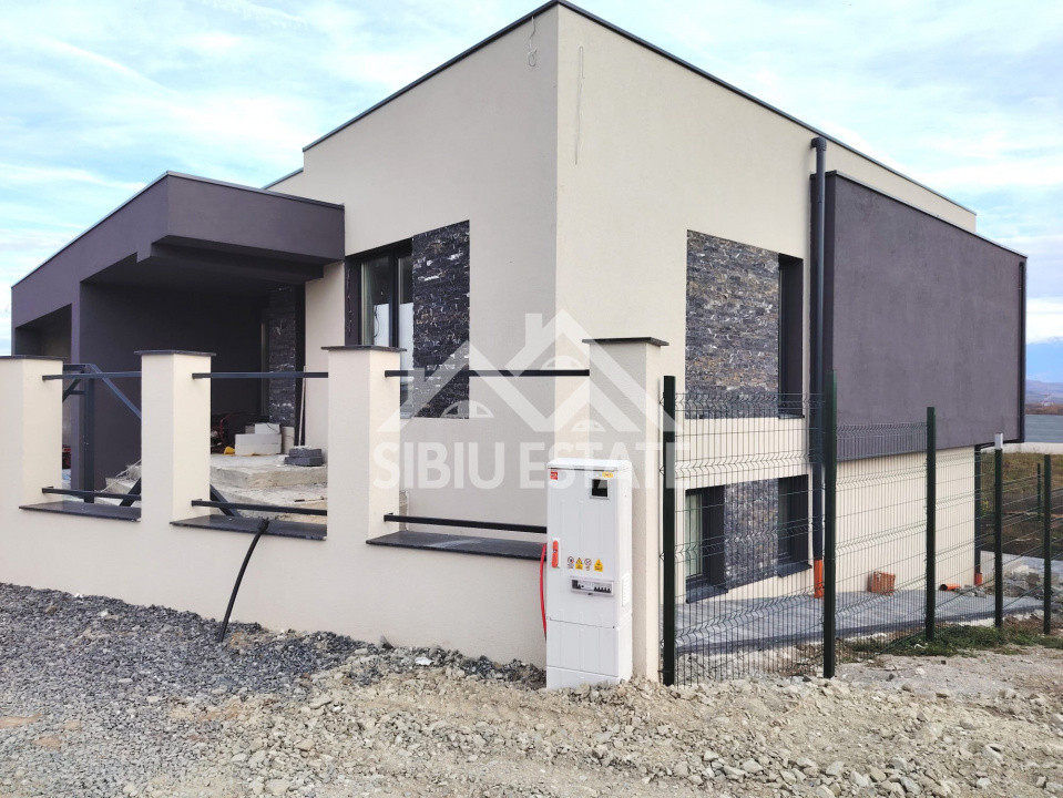 Casa noua Sibiu, Selimbar  teren 790 mp, garaj dublu, terase