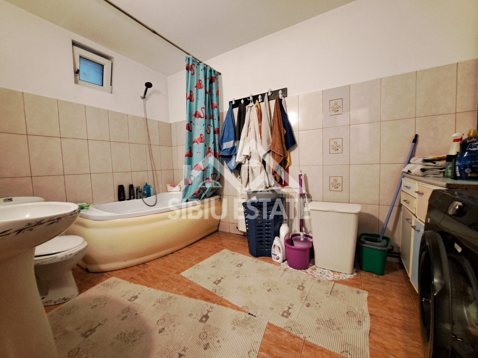 Casa Selimbar, pivnita mare, dormitor la parter