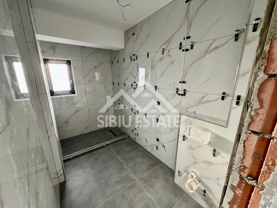 Apartament 3 camere de vânzare, Doamna Stanca, Sibiu, Etaj 2