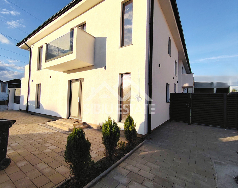 Casa noua Selimbar teren 500 mp