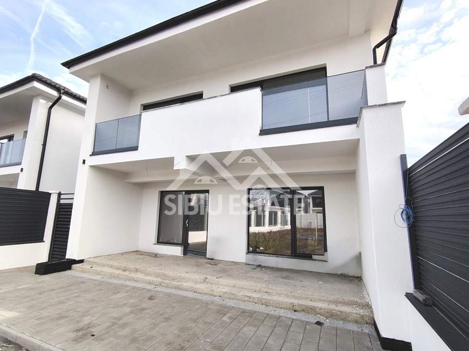Casa noua Selimbar teren 500 mp