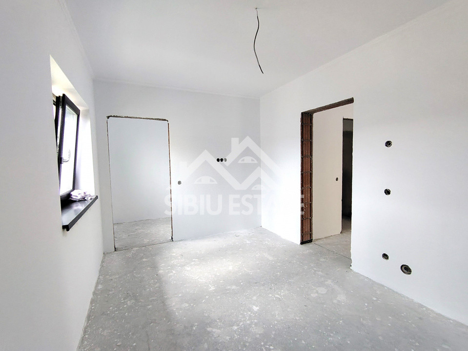 Casa Sibiu, Cristian 4 camere, 2 bai, Casa intabulata