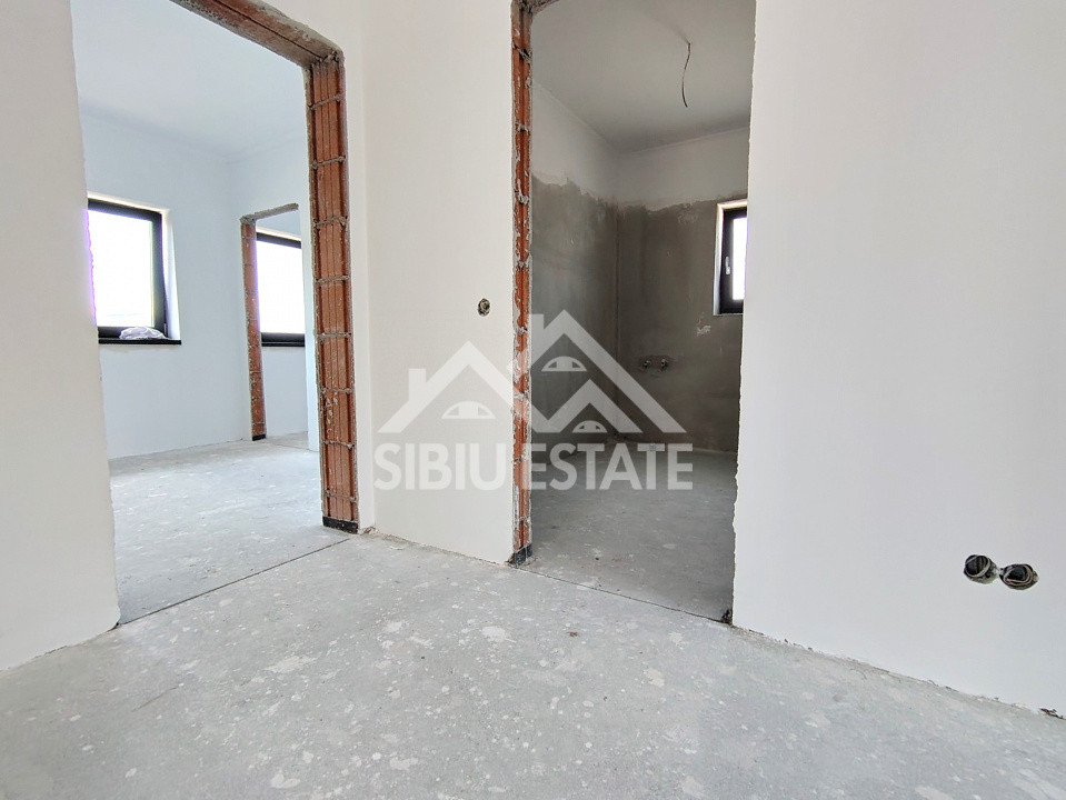 Casa Sibiu, Cristian 4 camere, 2 bai, Casa intabulata