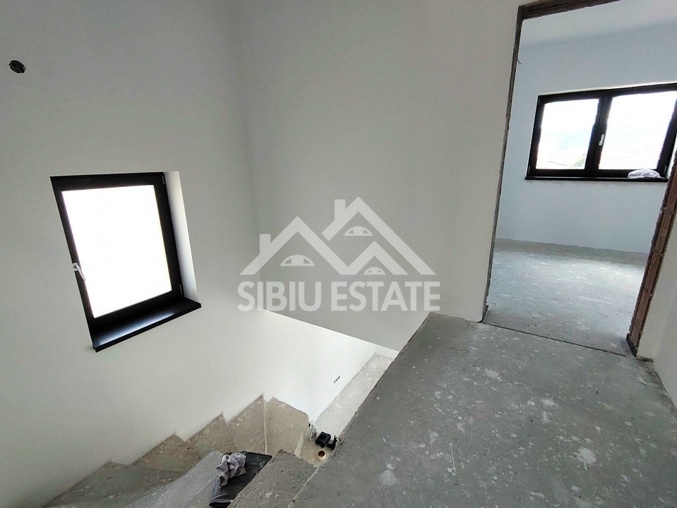 Casa Sibiu, Cristian 4 camere, 2 bai, Casa intabulata