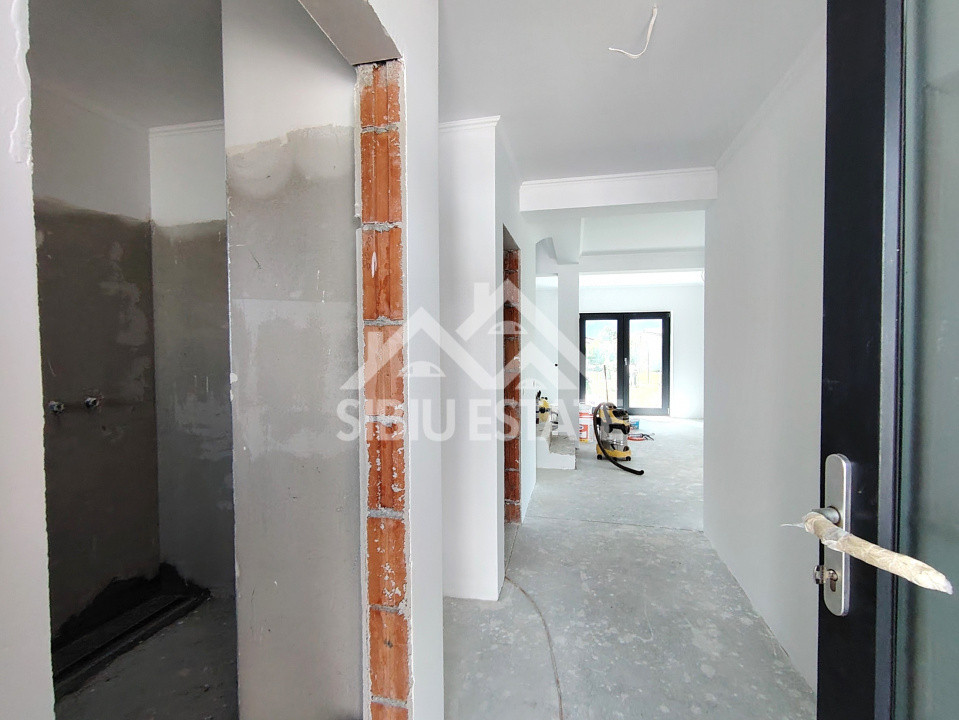 Casa Sibiu, Cristian 4 camere, 2 bai, Casa intabulata