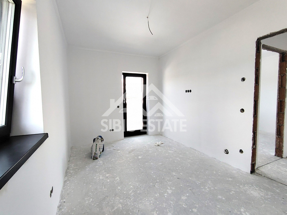 Casa Sibiu, Cristian 4 camere, 2 bai, Casa intabulata