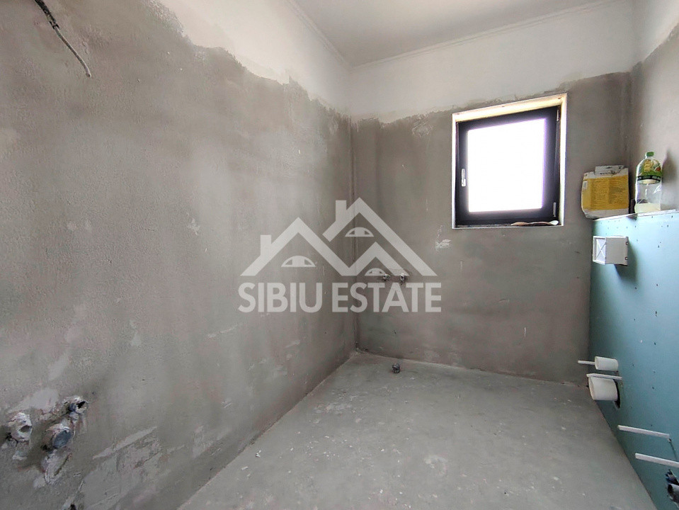 Casa Sibiu, Cristian 4 camere, 2 bai, Casa intabulata