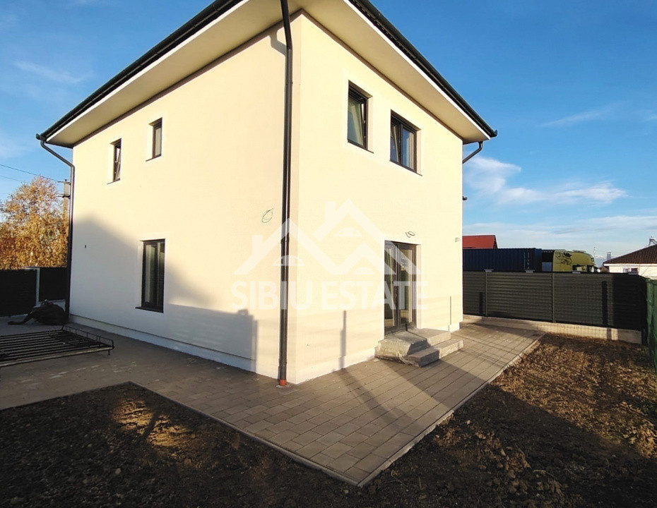 Casa Sibiu, Cristian 4 camere, 2 bai, Casa intabulata