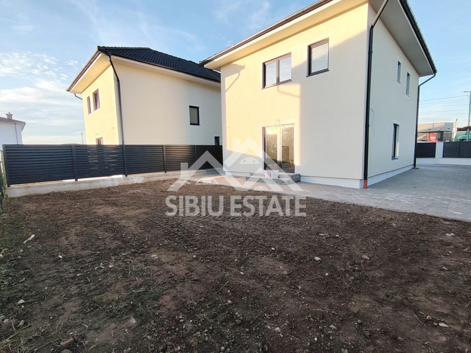 Casa Sibiu, Cristian 4 camere, 2 bai, Casa intabulata
