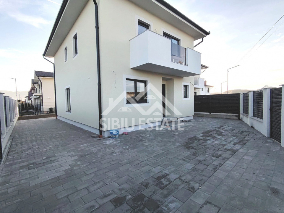 Casa Sibiu, Cristian 4 camere, 2 bai, Casa intabulata