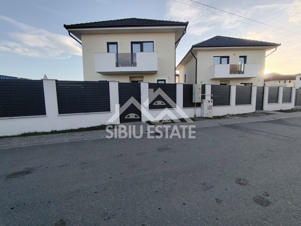 Casa Sibiu, Cristian 4 camere, 2 bai, Casa intabulata