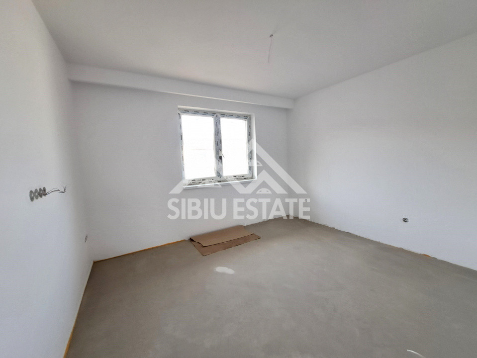 Casa Selimbar 4 camere, 2 bai, terasa, curte cu filigorie