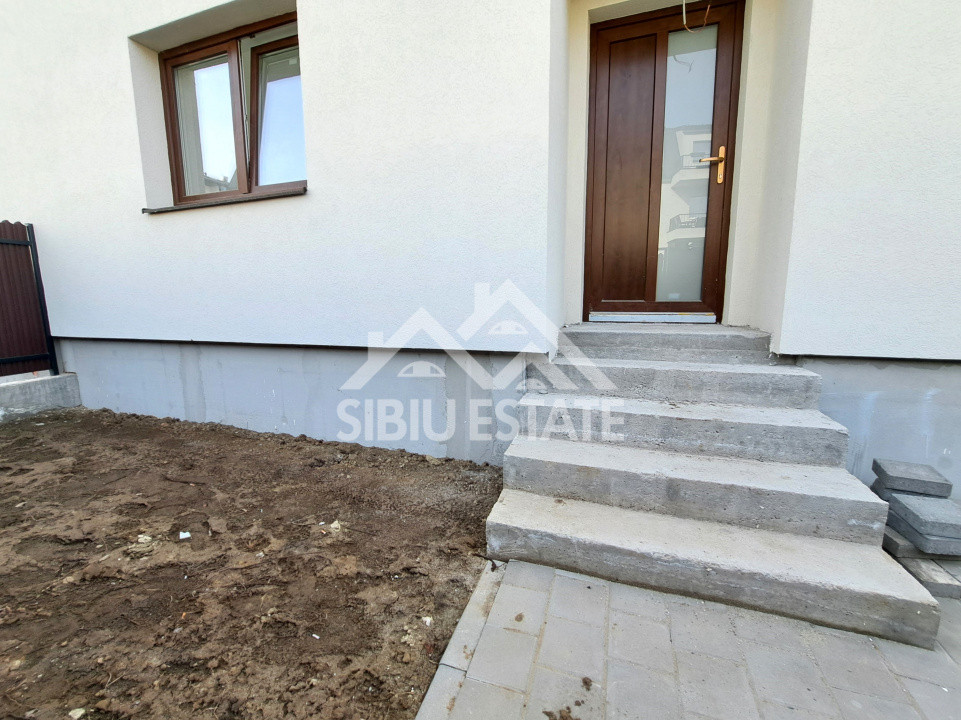 Casa Selimbar 4 camere, 2 bai, terasa, curte cu filigorie