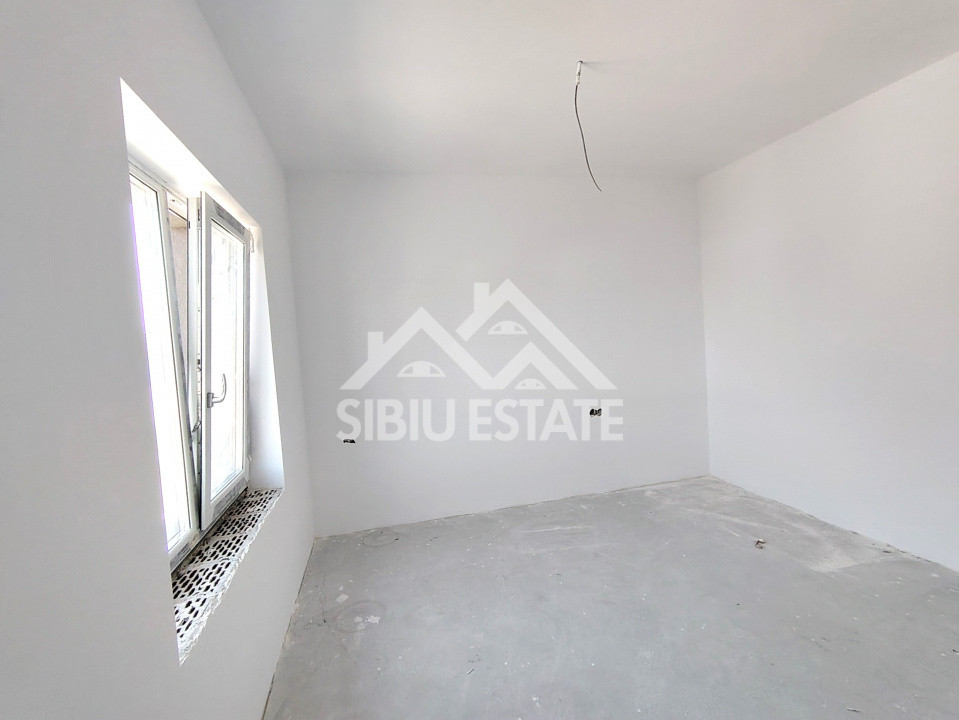 Casa noua cu carport, 4 camere, 3 bai, Sibiu Selimbar