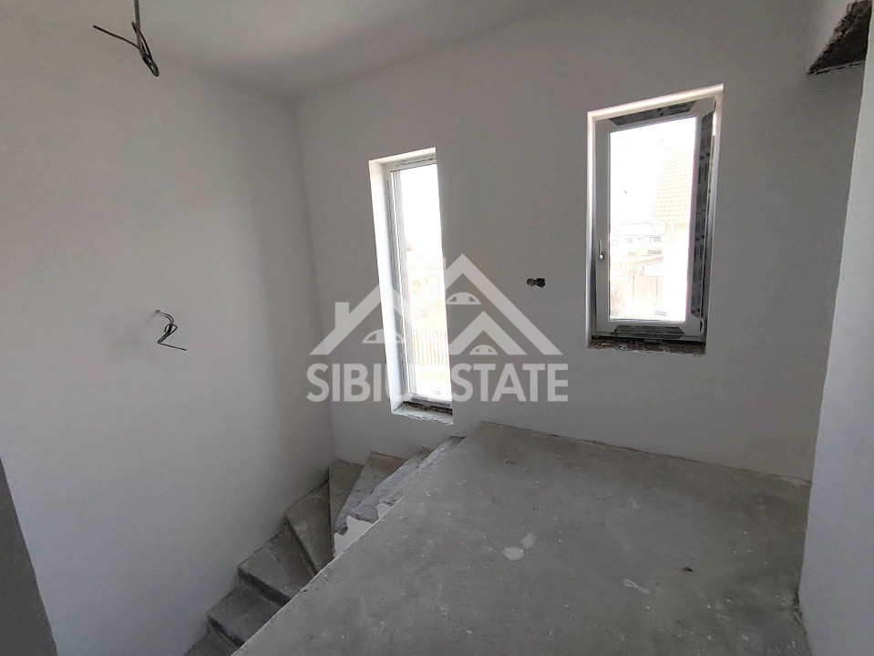 Casa noua cu carport, 4 camere, 3 bai, Sibiu Selimbar