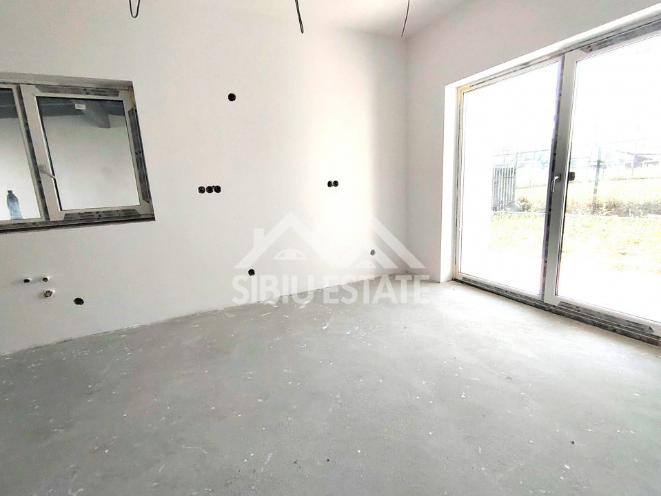 Casa noua cu carport, 4 camere, 3 bai, Sibiu Selimbar