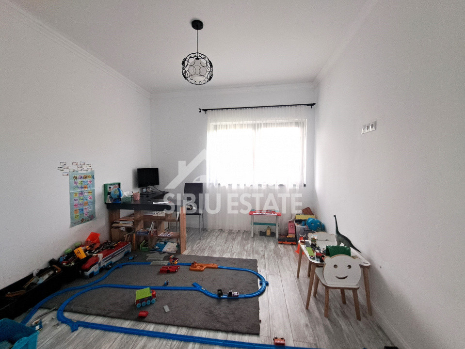 Casa Cisnadioara, Sibiu, 4 dormitoare, 2 bai, Ready to move