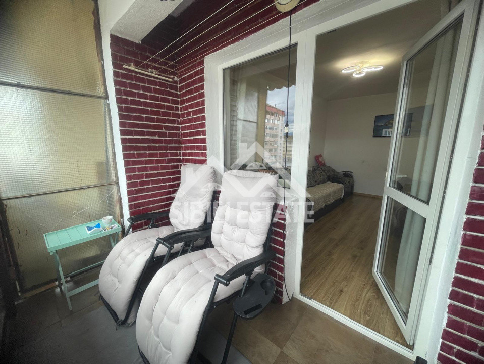 Apartament de vanzare cu 3 camere,2 bai,pivnita s.u 63.4 mp-Cartier Valea Aurie 