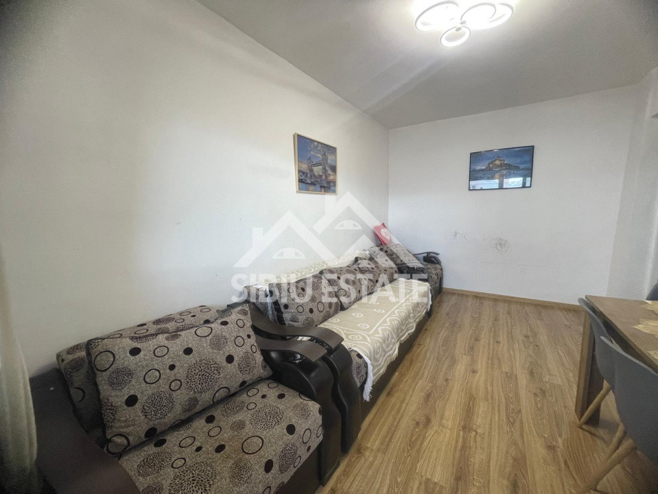 Apartament de vanzare cu 3 camere,2 bai,pivnita s.u 63.4 mp-Cartier Valea Aurie 