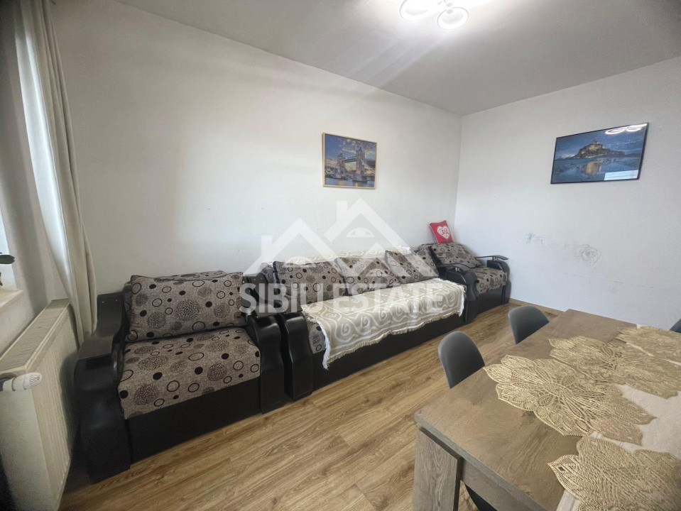 Apartament de vanzare cu 3 camere,2 bai,pivnita s.u 63.4 mp-Cartier Valea Aurie 