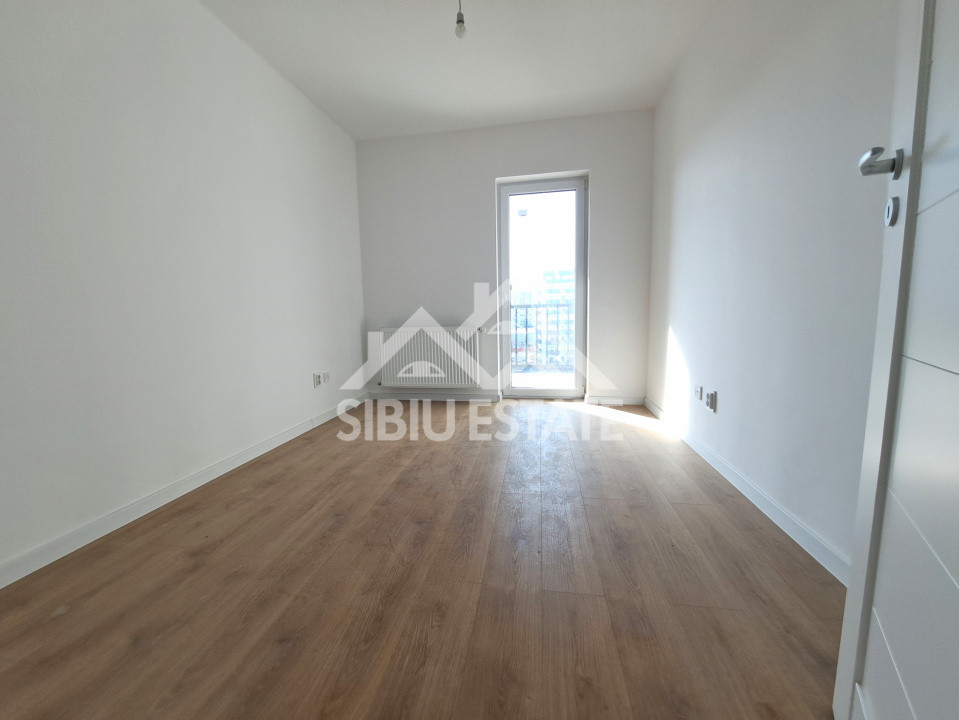 Apartament 4 camere, 2 bai bloc nou cu lift si parcare