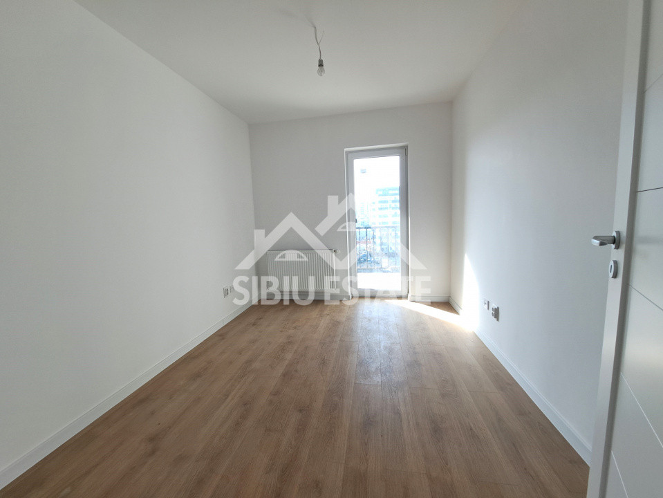 Apartament 4 camere, 2 bai bloc nou cu lift si parcare