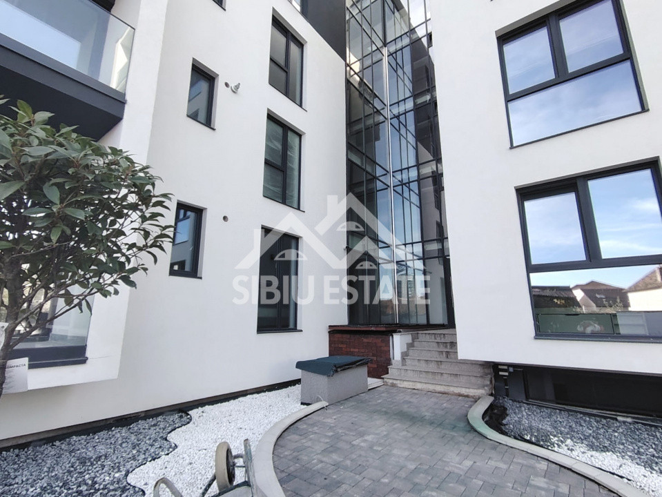 Apartament Premuim 3 camere Sibiu central, boxa si garaj 