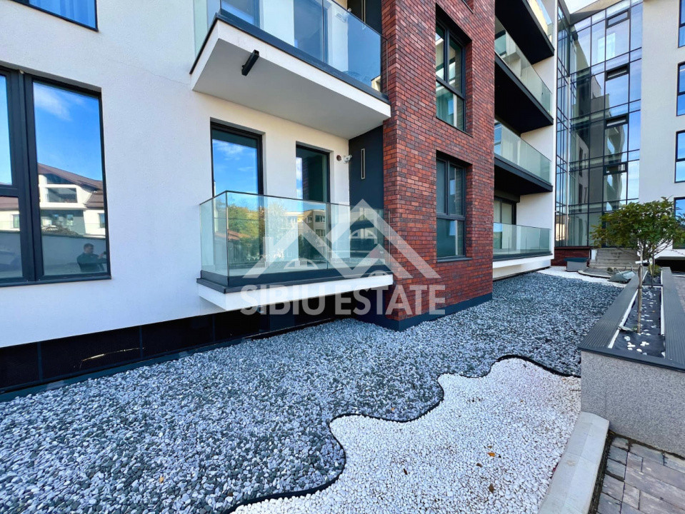 Apartament 3 camere, 2 bai Sibiu central Imobil Top lift garaj boxa