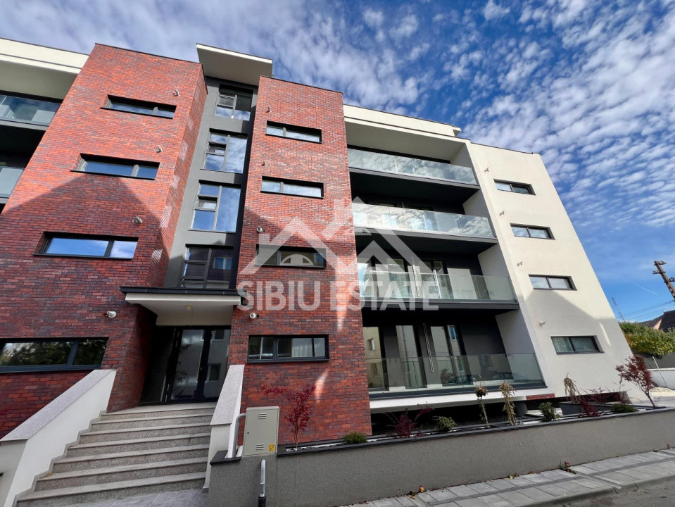 Apartament 3 camere, 2 bai Sibiu central Imobil Top lift garaj boxa