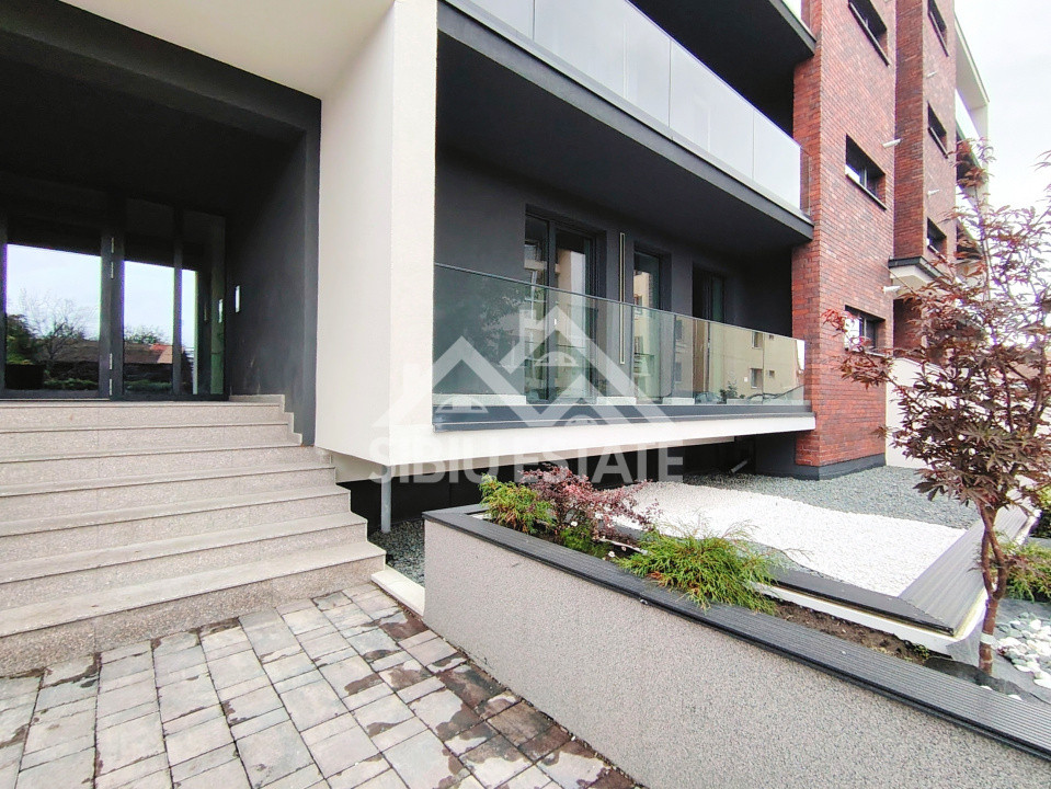 Apartament 3 camere, 2 bai Sibiu central Imobil Top lift garaj boxa