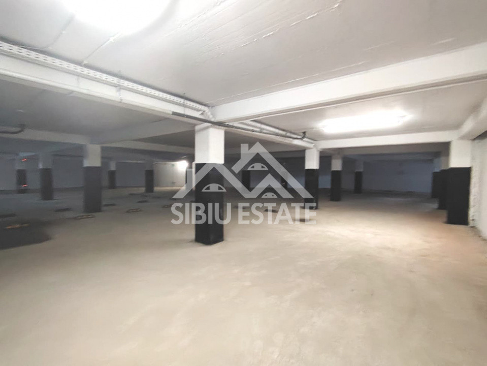 Apartament 3 camere, 2 bai Sibiu central Imobil Top lift garaj boxa